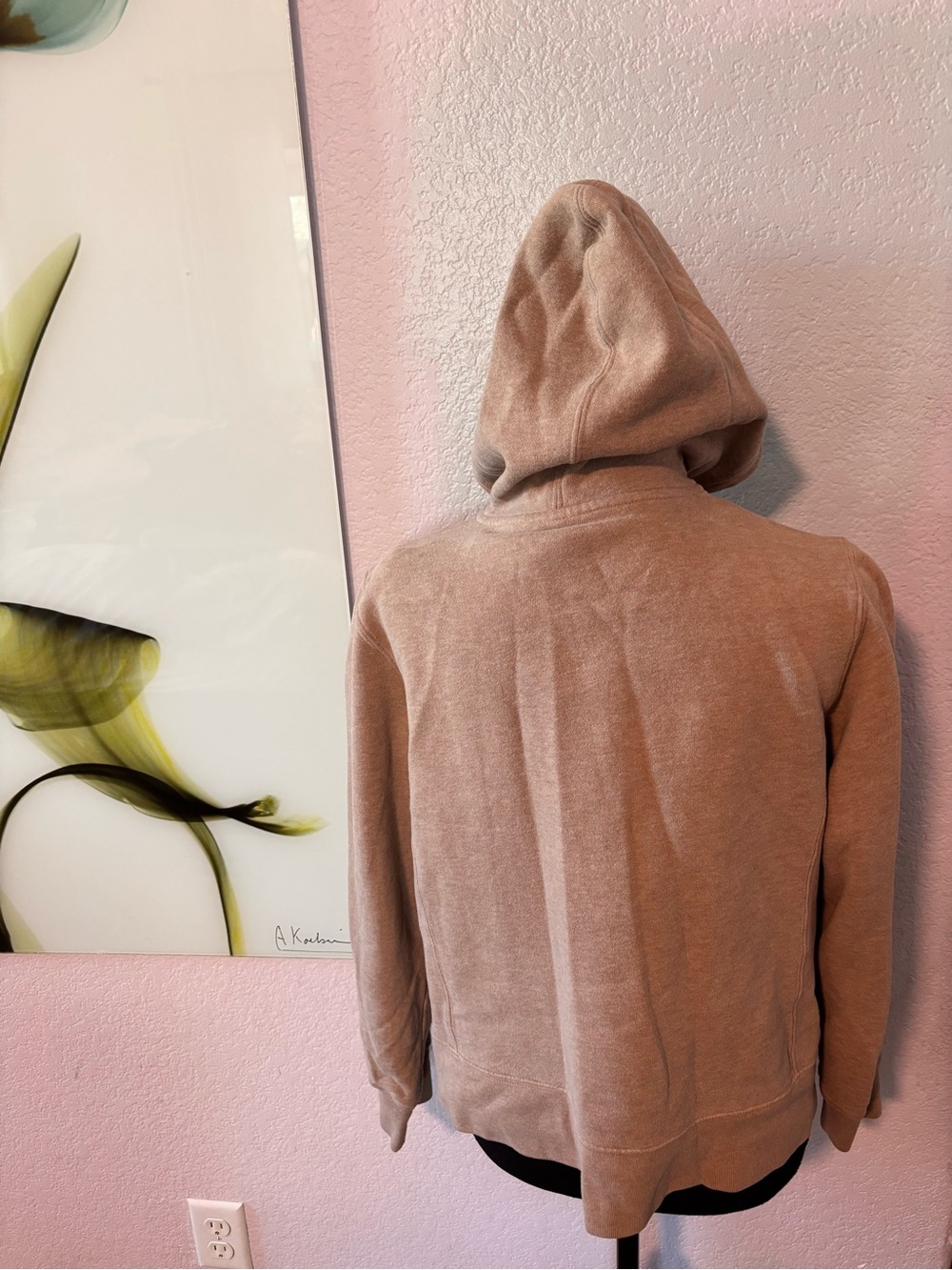 Zip up hoodie size medium - Picture 3 of 4